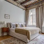 Nerudova 211 Hotel 4*