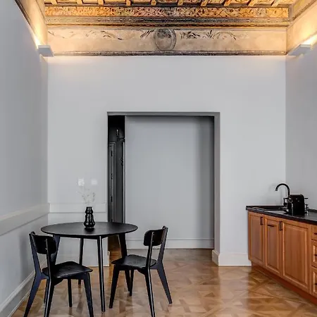 Nerudova 211 Hotel