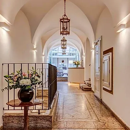 Nerudova 211 Hotel Prague