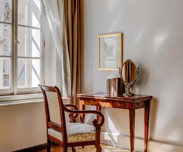 Nerudova 211 4* Prag