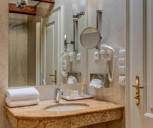 Hotell Nerudova 211 4*