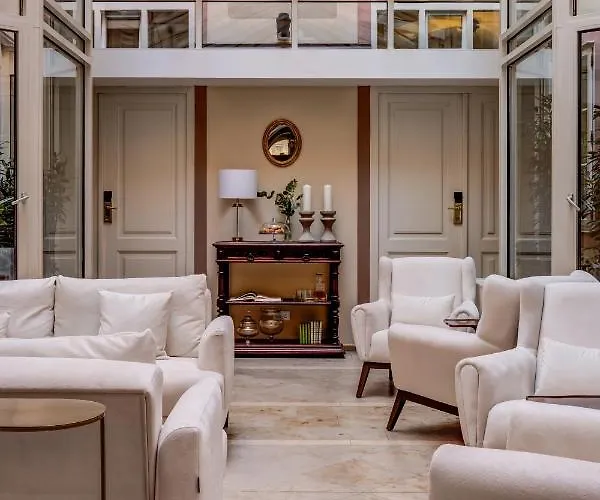 Nerudova 211 Hotell 4*