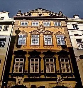 Hotell Nerudova 211 4*